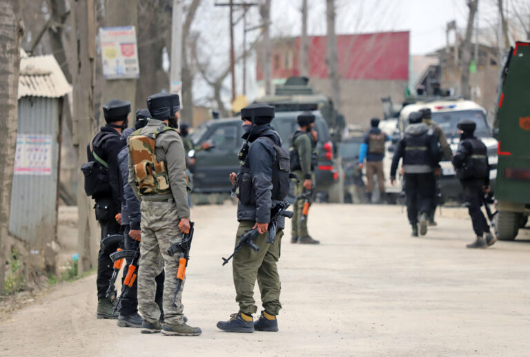 Encounter broke out between security forces and terrorists in Awantipora