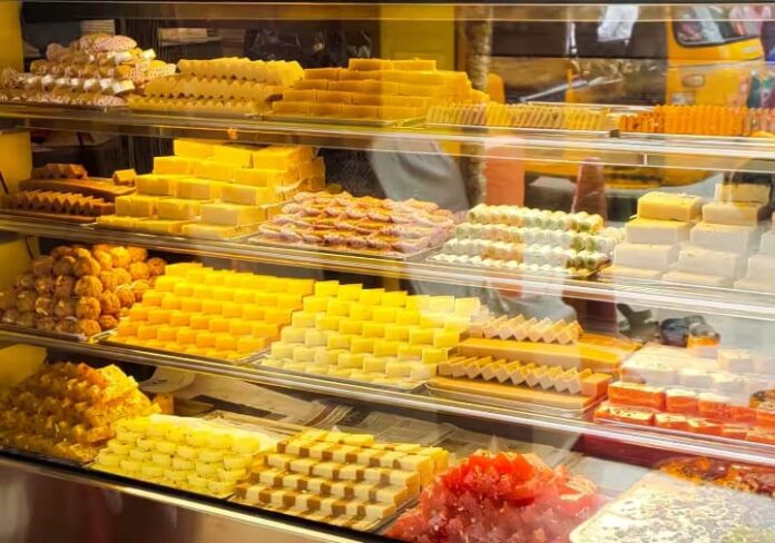 SWEET SHOP