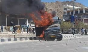 Protesters clashing with security forces in Leh