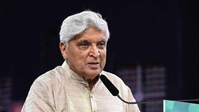 Javed Akhtar addressing the audience at Anantrang Festival