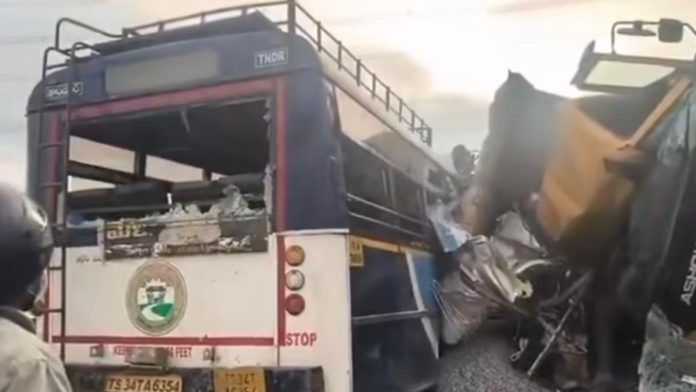 Gravel-laden tipper lorry involved in an accident in Telangana