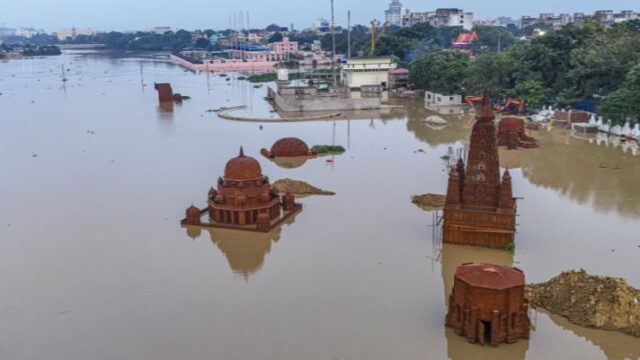 Bihar floods impact residents and relief efforts